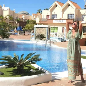 Yucca Park, Lovely, Quiet, 2 Bedroom, 70m2, Ocean Pool View! Apartment